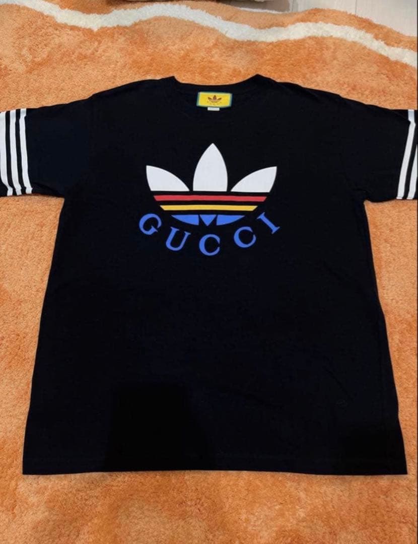 【限定コラボ】 グッチ アディダス フロントロゴ バック プリント 半袖Tシャツ