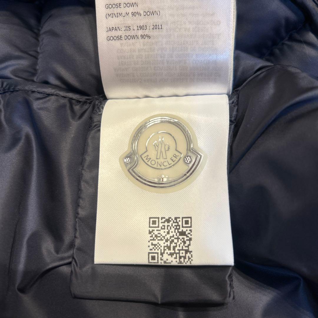 モンクレール　ダウンベスト　0