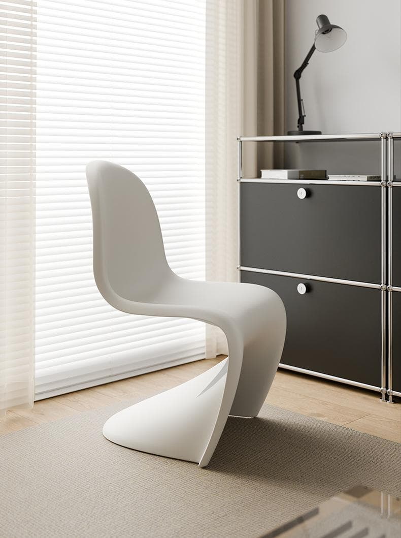 単品 白 モダンチェア パントンチェア リプロダクト 屋外 屋内 積み重ね