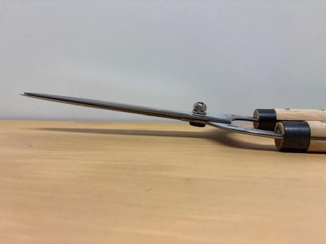 かねよし 葉刈刈込鋏 安来鋼 青紙 多層鋼 210㎜