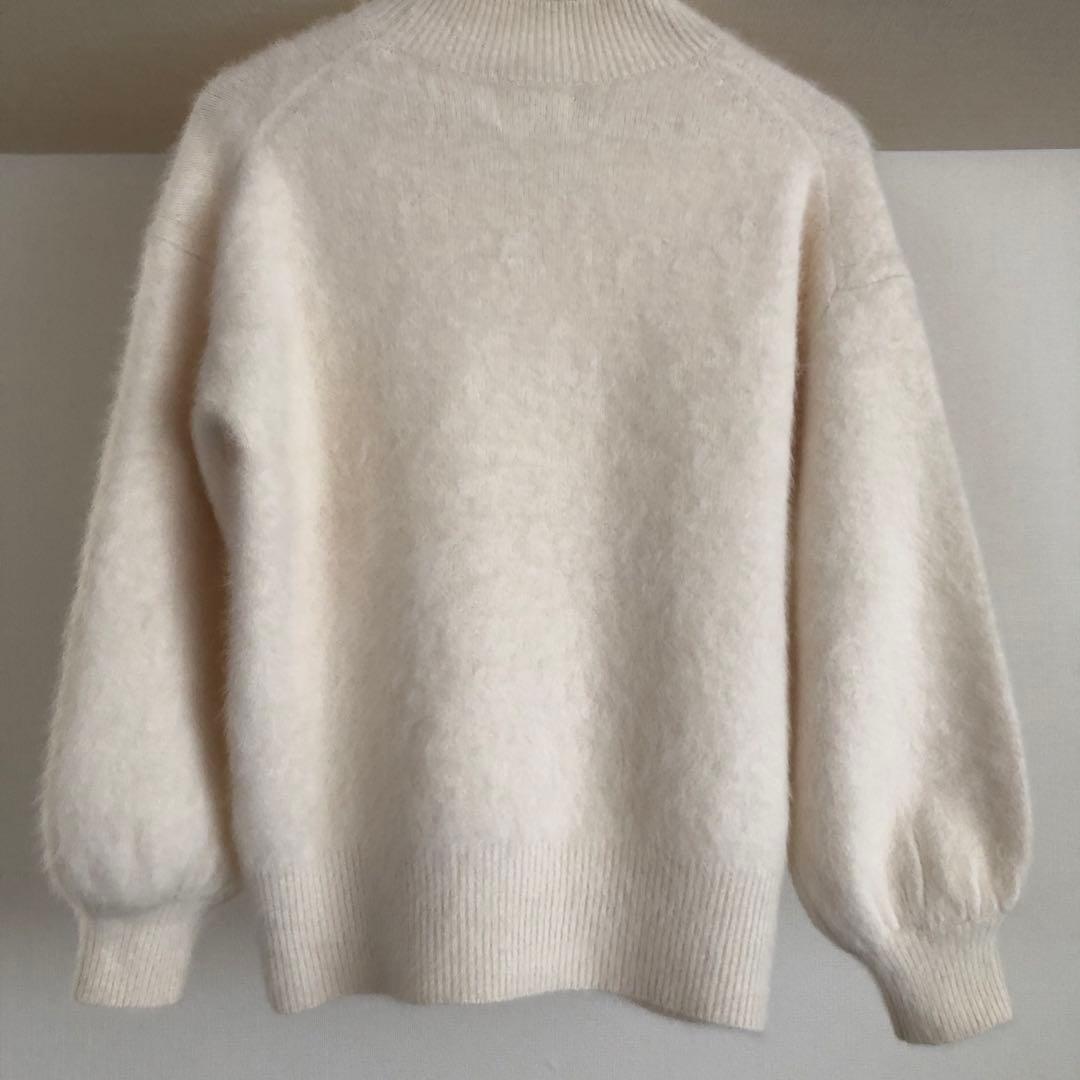 【美品】OHGA ラクーン ニット ホワイト ハイネックファーニット