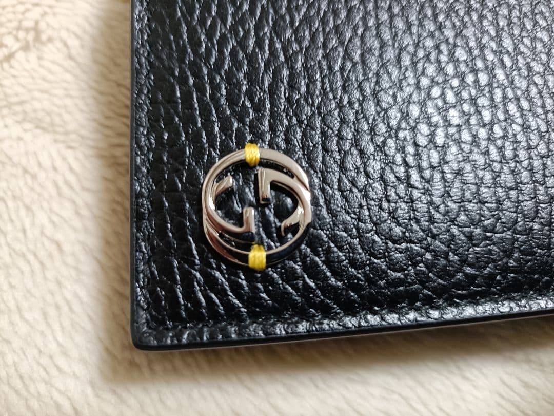 MONO様用　GUCCI ブラック 長財布 イエロー内側