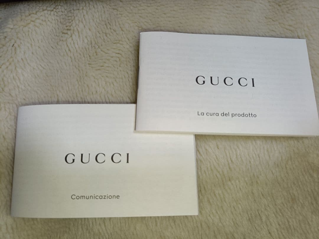 MONO様用　GUCCI ブラック 長財布 イエロー内側