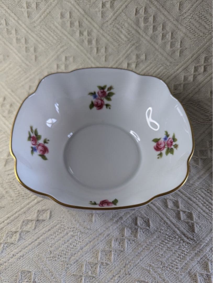 BERNARDAUD 陶磁器 ボウル 花柄　深皿　箱付