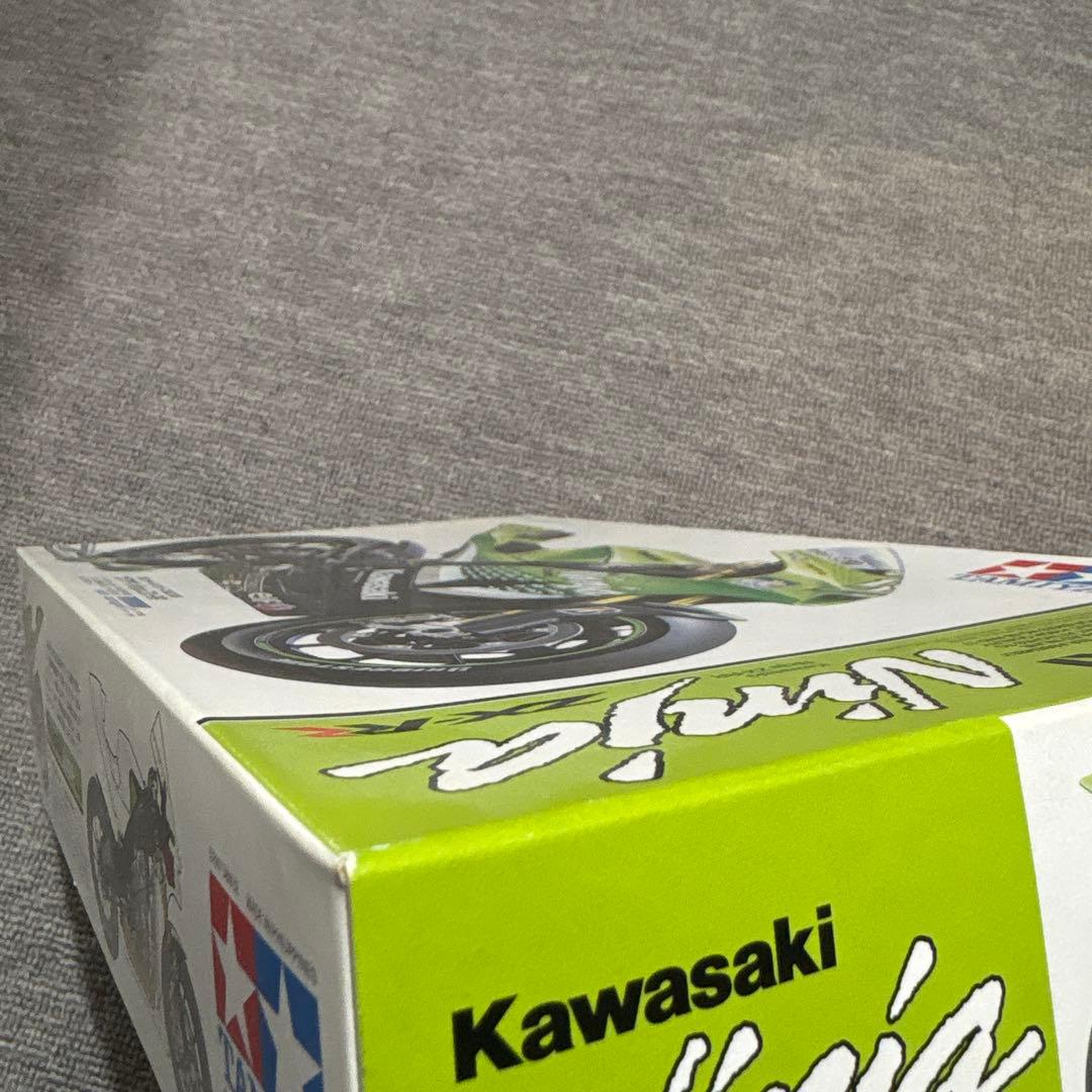 H*0様 タミヤ 1/12 GSX-RR’20 Ninja ZX-RR DUCA