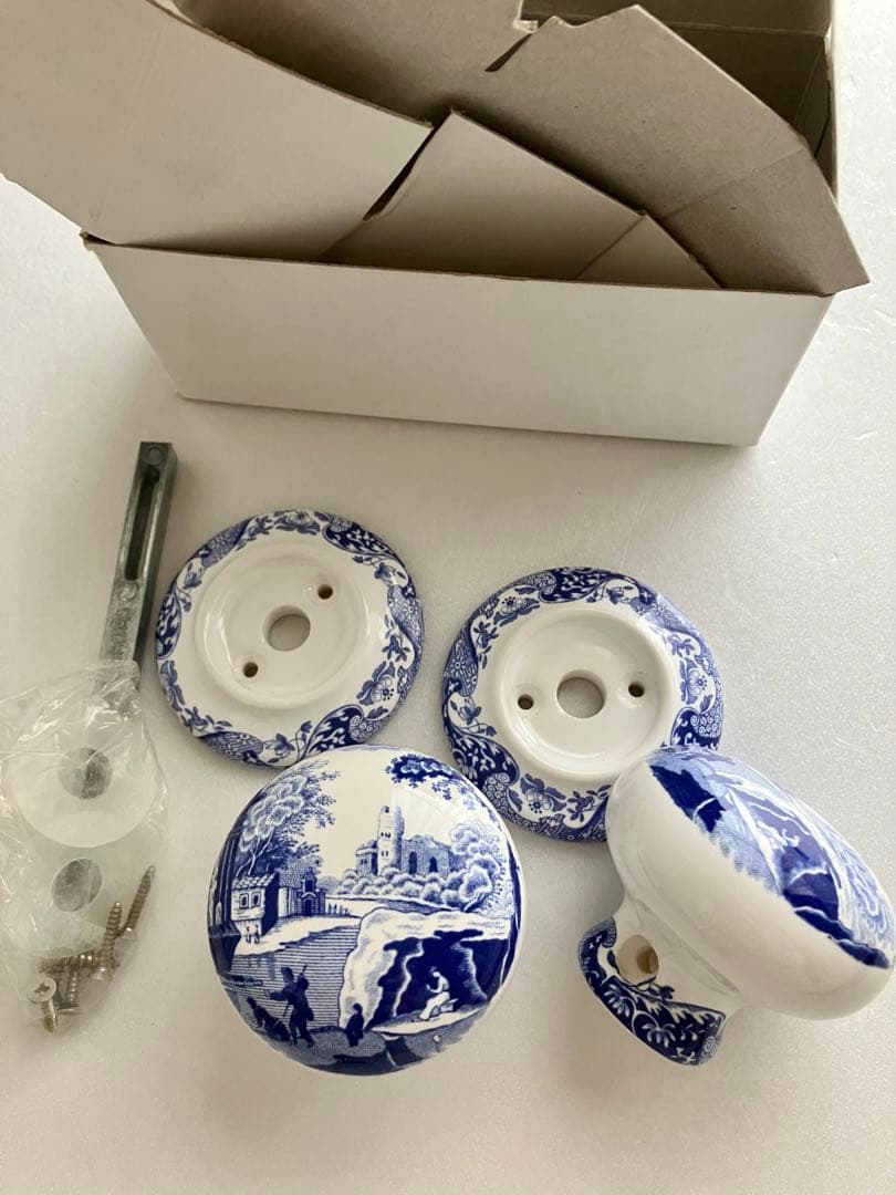 未使用　限定品　廃盤　希少　レア　スポード　ブルーイタリアン　陶製ドアノブ