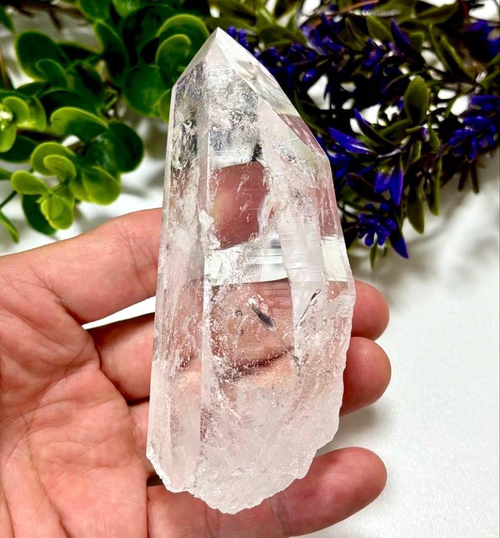 夢幻品質　奇跡の逸品　永遠の愛を願う水晶の究極形態　虹のマスターウラルレムリアン