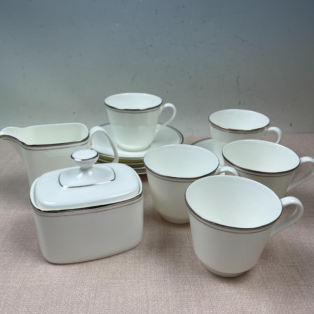 43ロイヤルドルトン  Dolton プラチナコンコード ティーセット