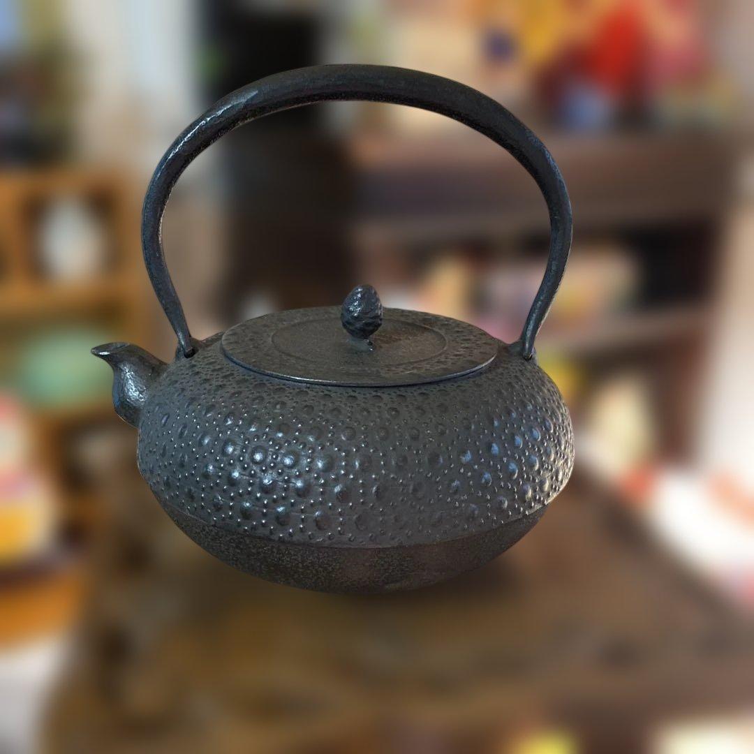 南部鉄瓶 砂鉄 健次郎 茶道具　超希少　1.85Ｌ　大きめ