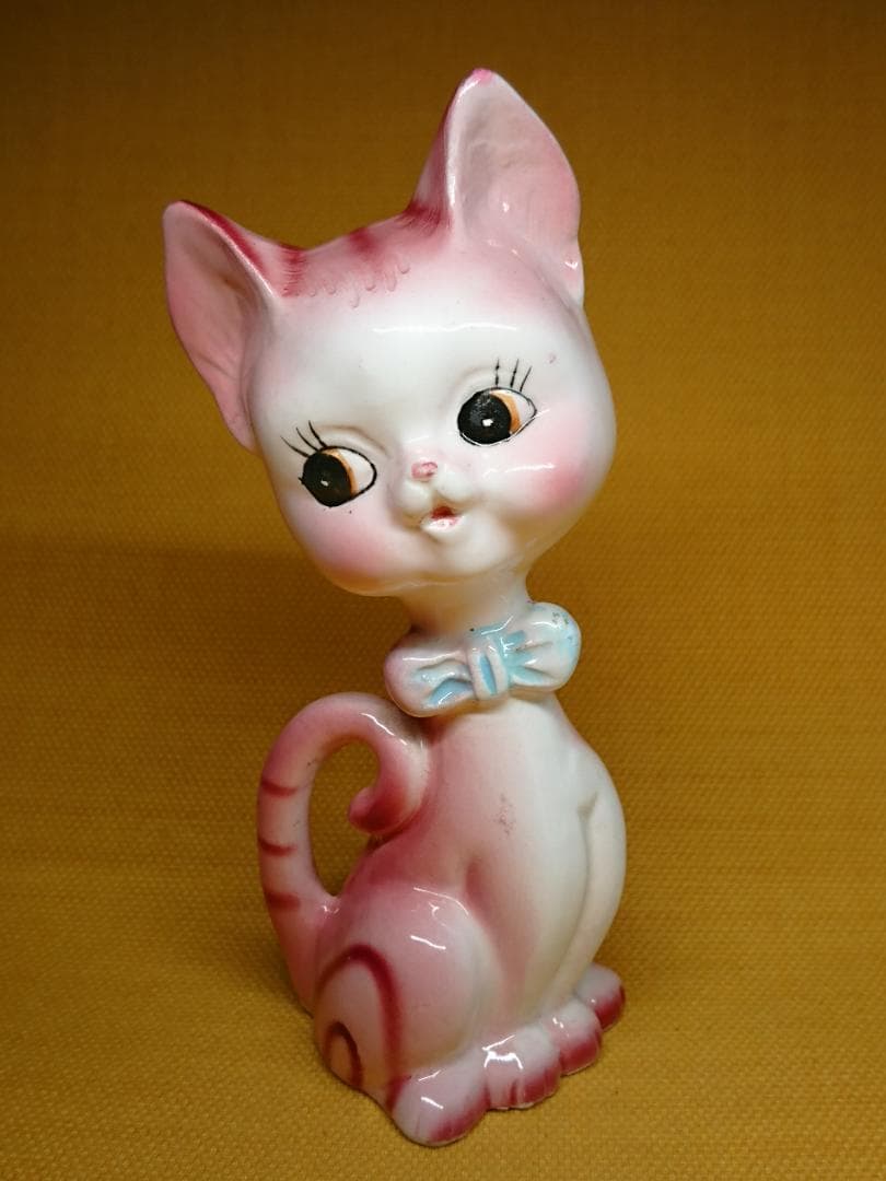 ネコ　陶器　オブジェ　置物　インテリア　工芸品　美術品　A2772