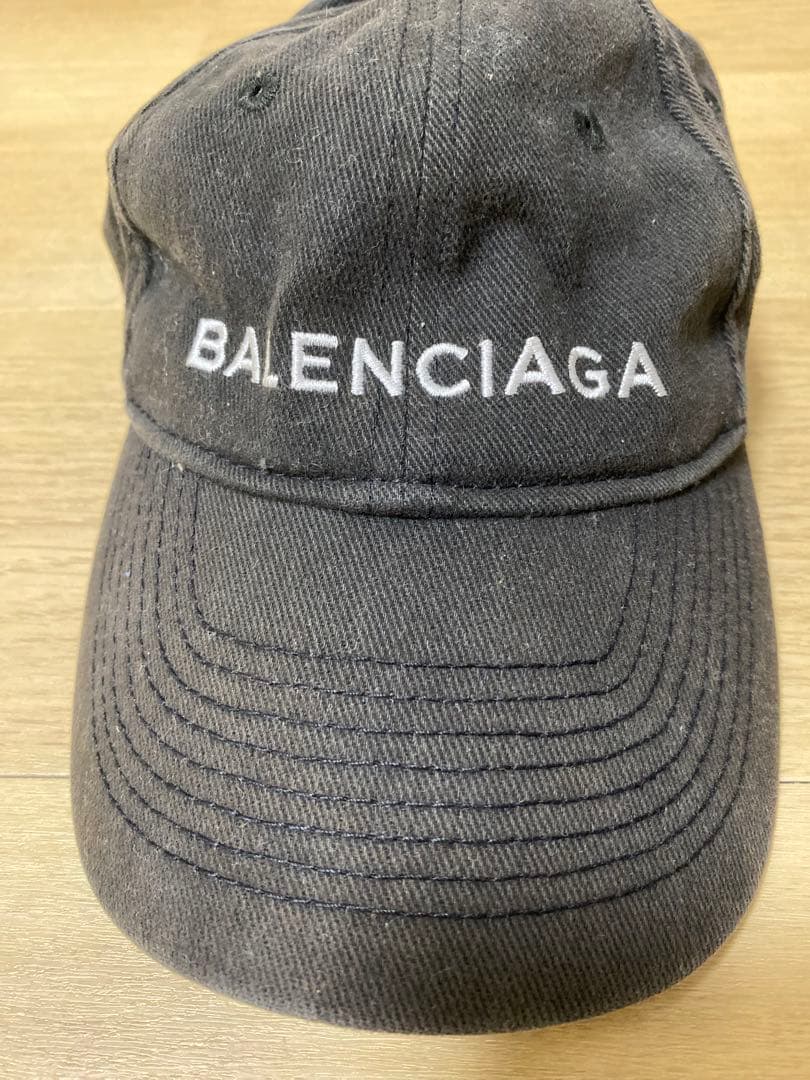 バレンシアガ　レディース　キャップ　帽子
