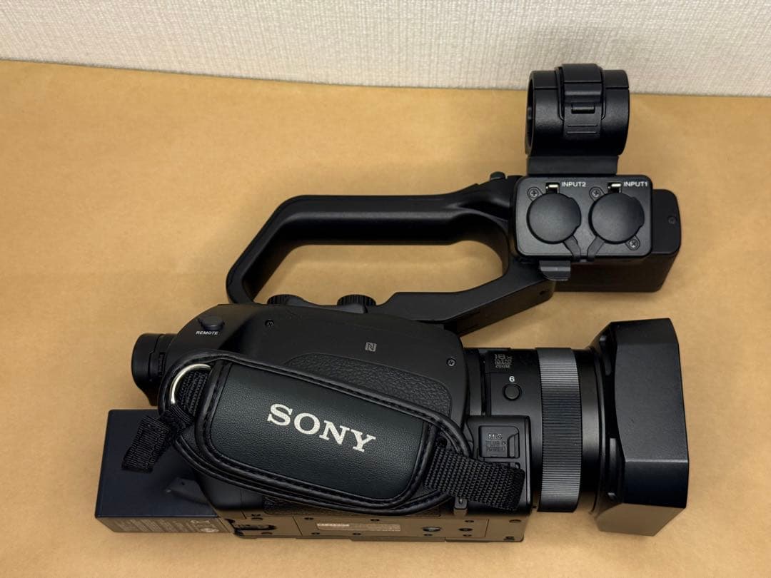 ペコ　SONY HXR-NX80 ガンマイク付き