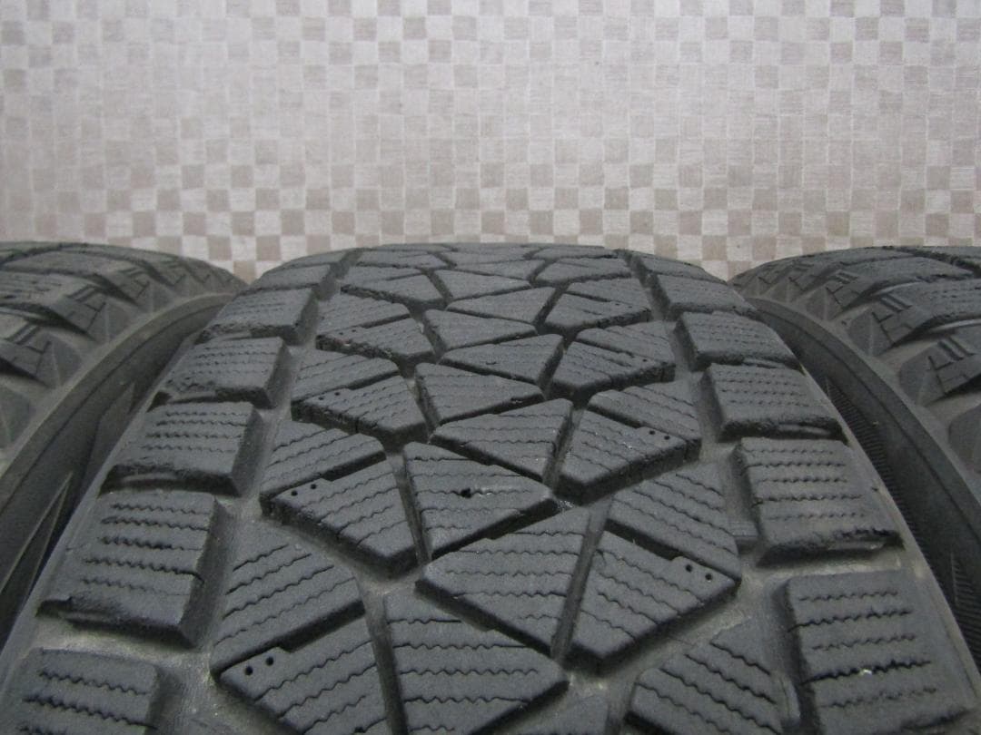 ☆送料込☆バリ溝☆倉庫内保管☆ブリヂストン DM-V2 225/55R18 4本
