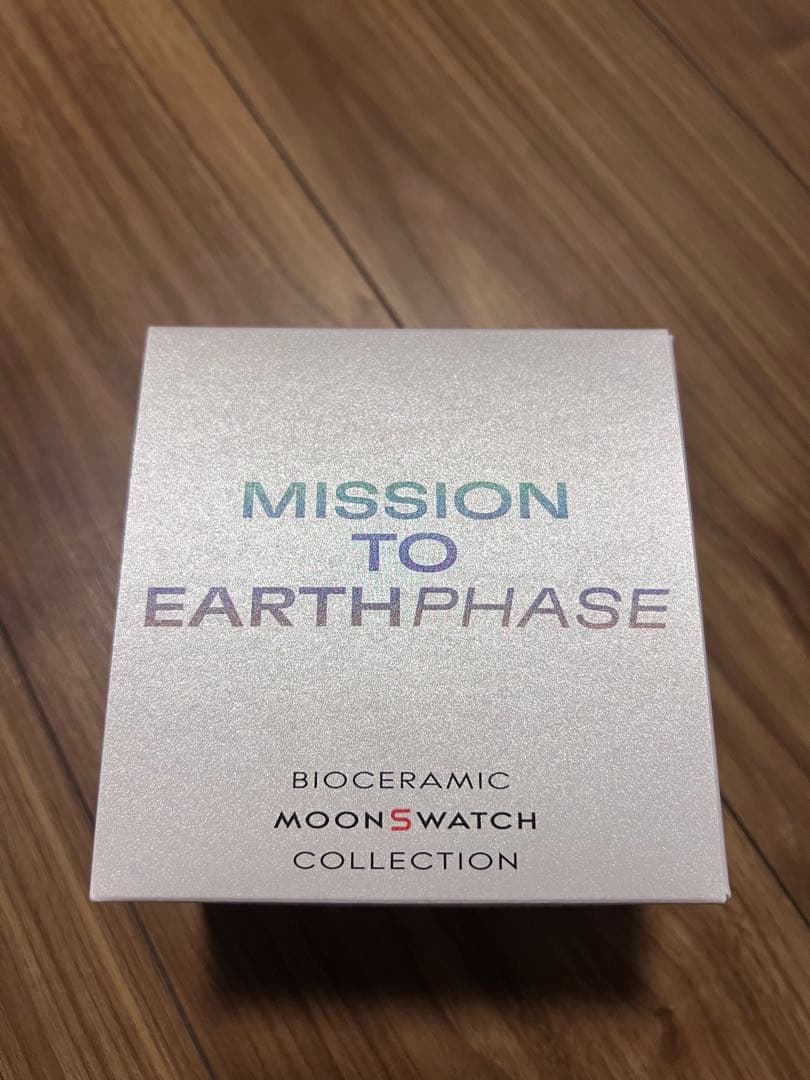 OMEGA × Swatch \"Mission to Earthphase\"