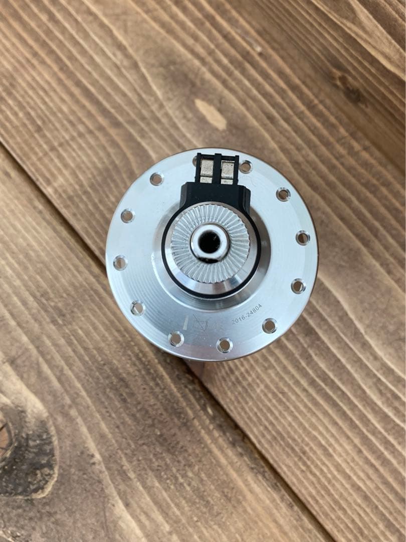 Shutter Precision PD-8 ダイナモハブ