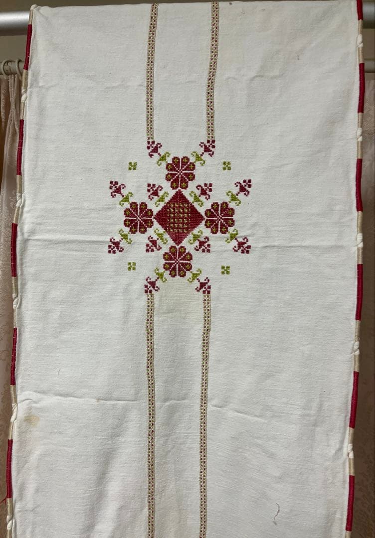 Vintage テーブルセンター 手刺繍