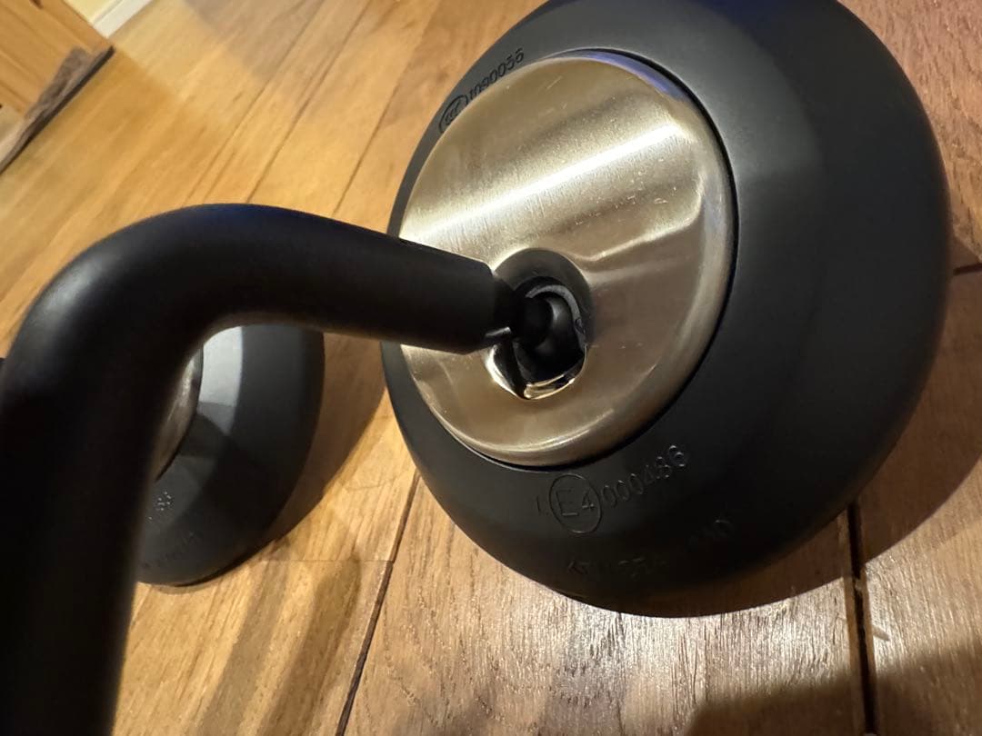 トライアンフ　スピードツイン900 純正ミラー
