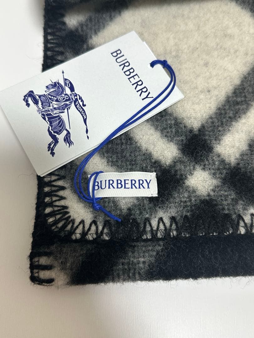 Burberryチェック ウールスカーフ