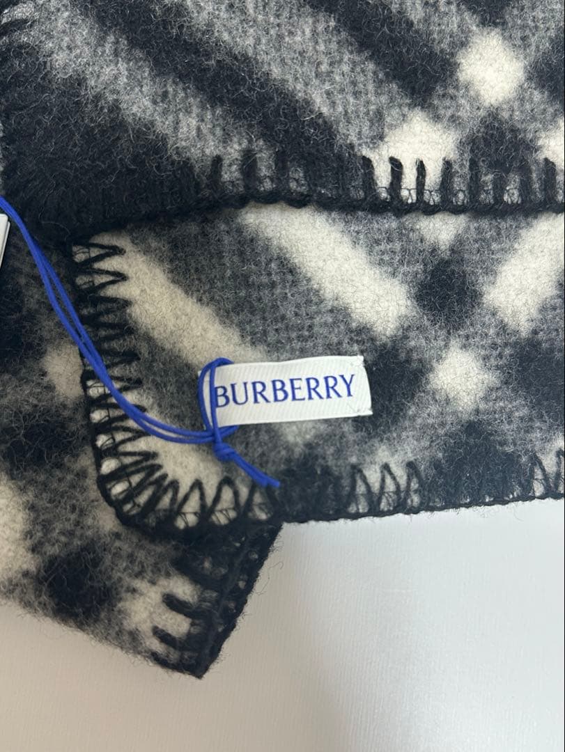 Burberryチェック ウールスカーフ