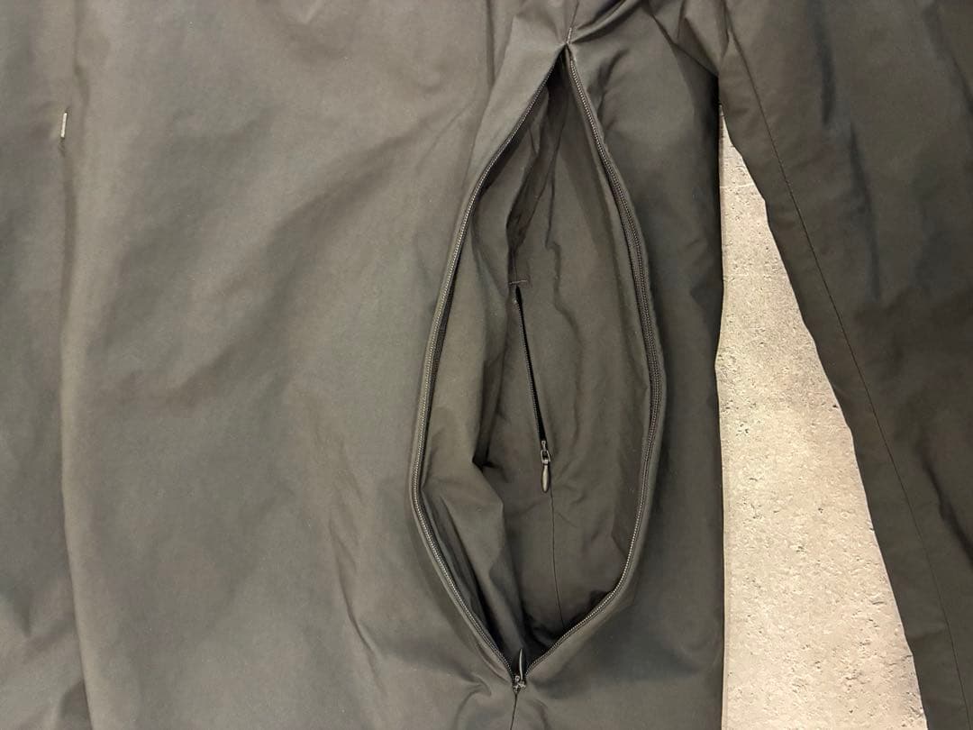 テアトラ ウォレットコートWallet Coat Dual Point