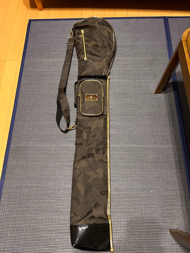 MARK & LONA 迷彩柄キャディバッグ、サブバック