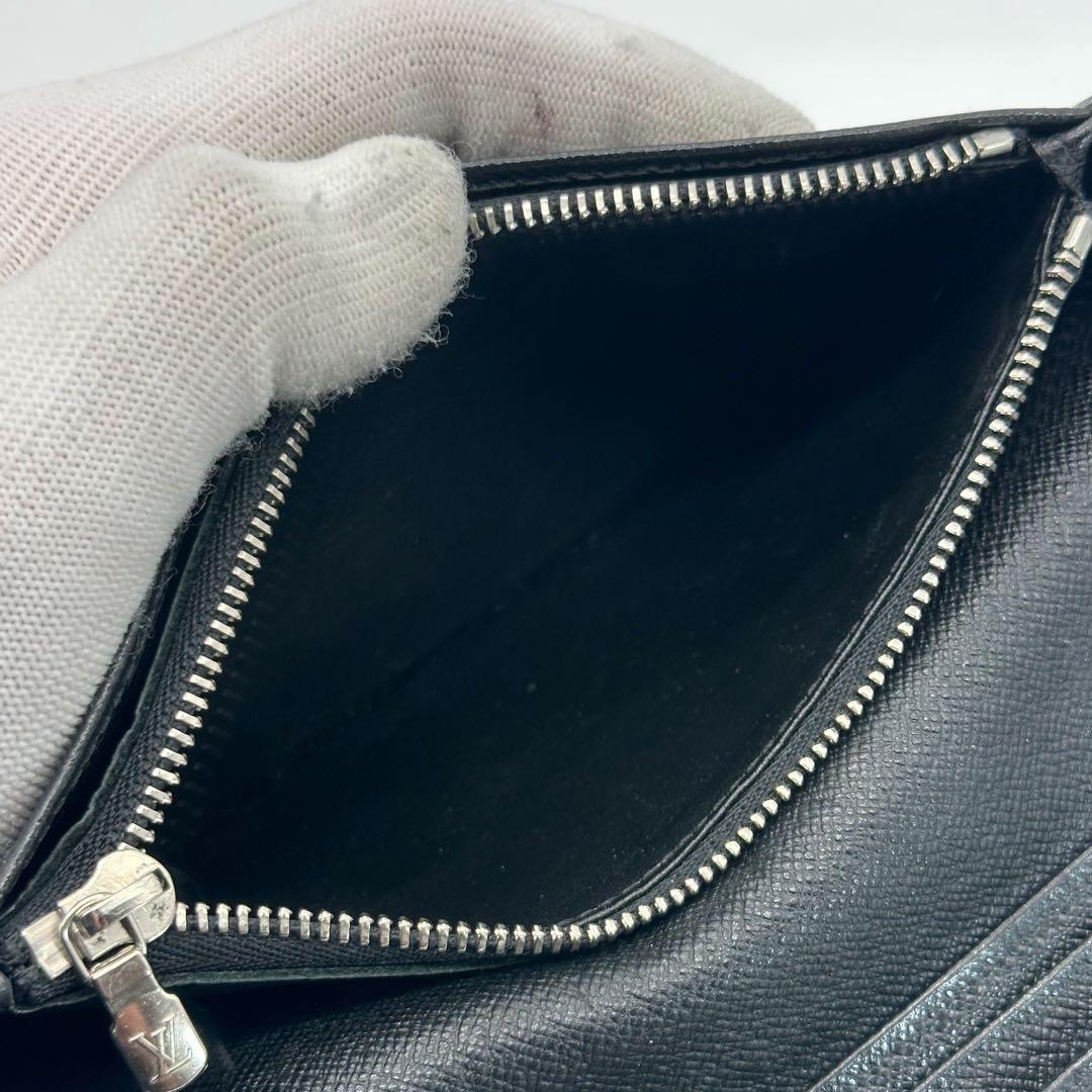 【使用わずか】ルイヴィトン ポルトフォイユ ブラザ タイガ ブラック 二つ折り