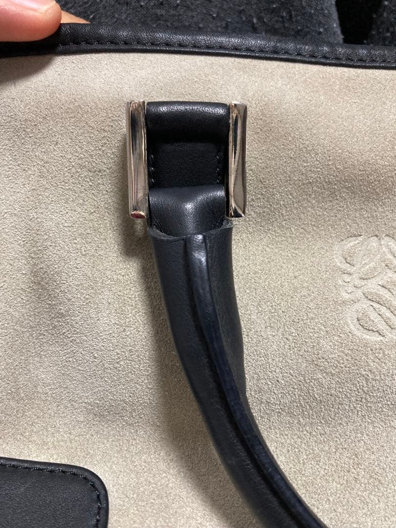 【美品】正規品ロエベ LOEWE ハンドバッグ　アマソナ28 スエード カーキ黒