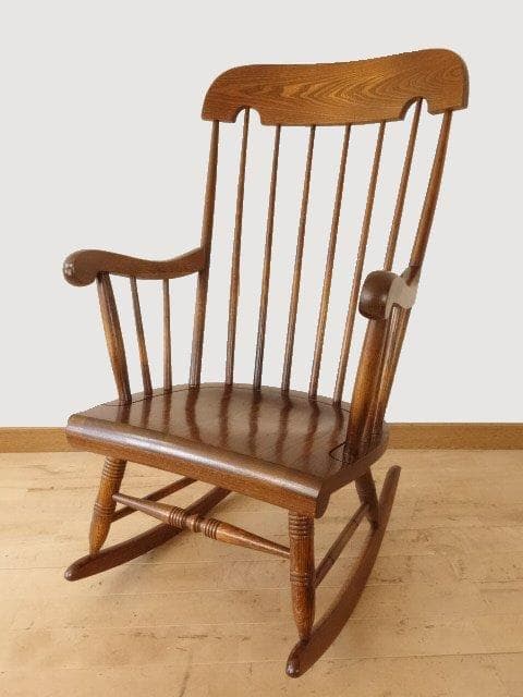 飛騨産業キツツキ　木製　ロッキングチェアー　再塗装済　ＵＳＥＤ