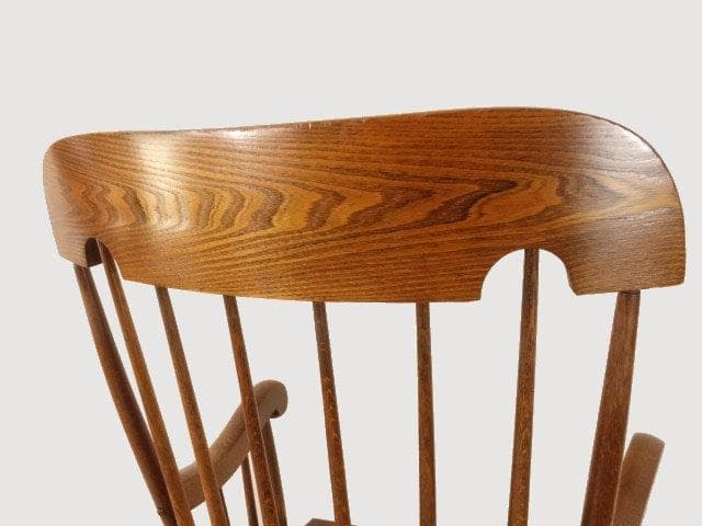 飛騨産業キツツキ　木製　ロッキングチェアー　再塗装済　ＵＳＥＤ