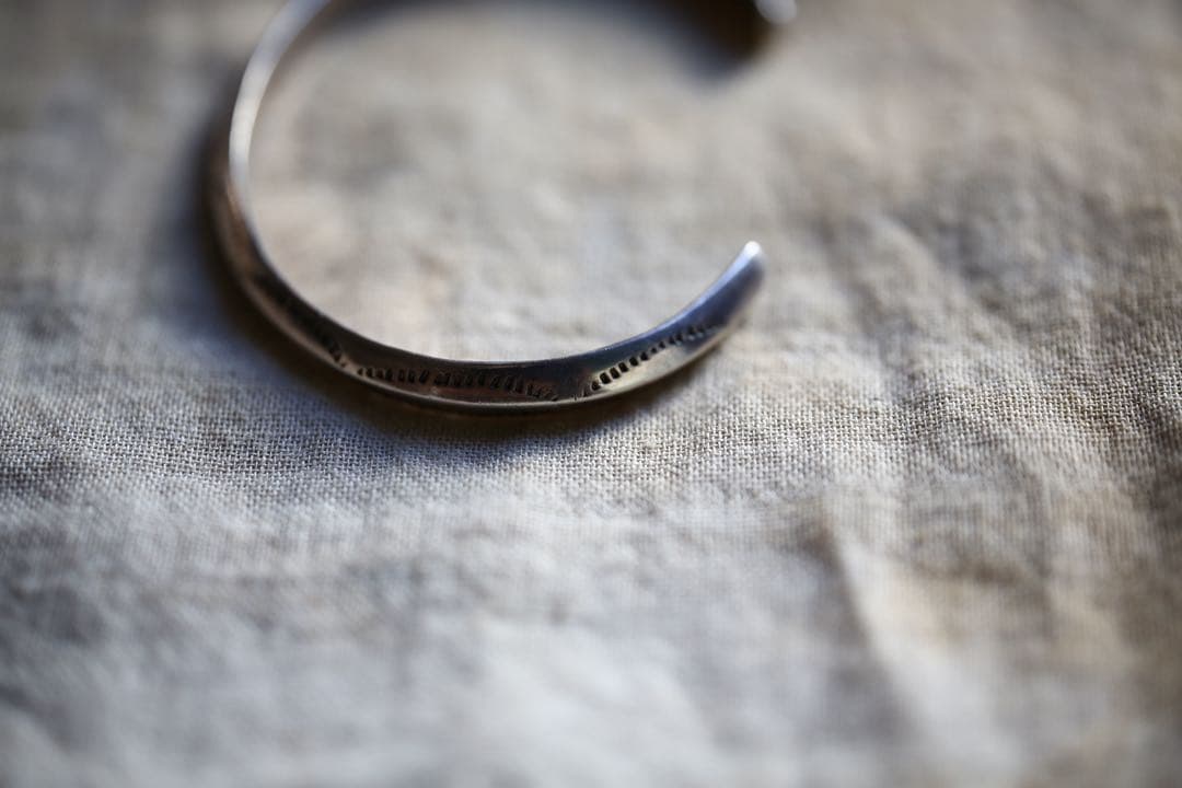 ナバホ Navajo シルバー925 バングル