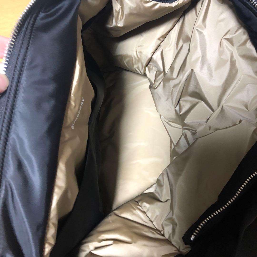 Burberry ブラック トートバッグ