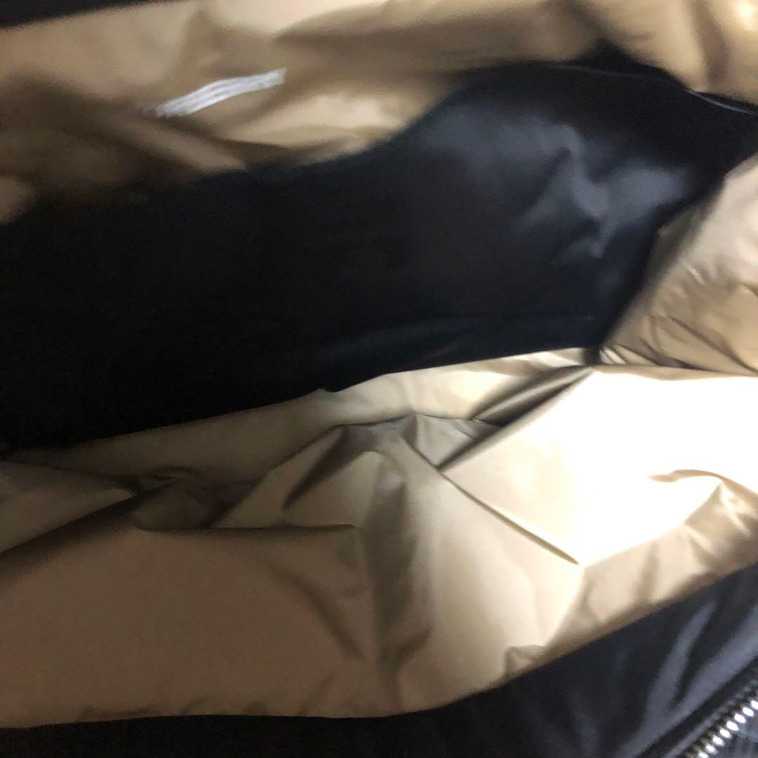 Burberry ブラック トートバッグ