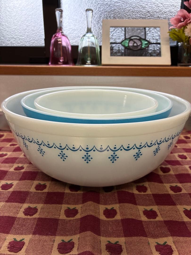 【値下げ】オールドパイレックス　スノーフレークミキシングボウル3コ　USA