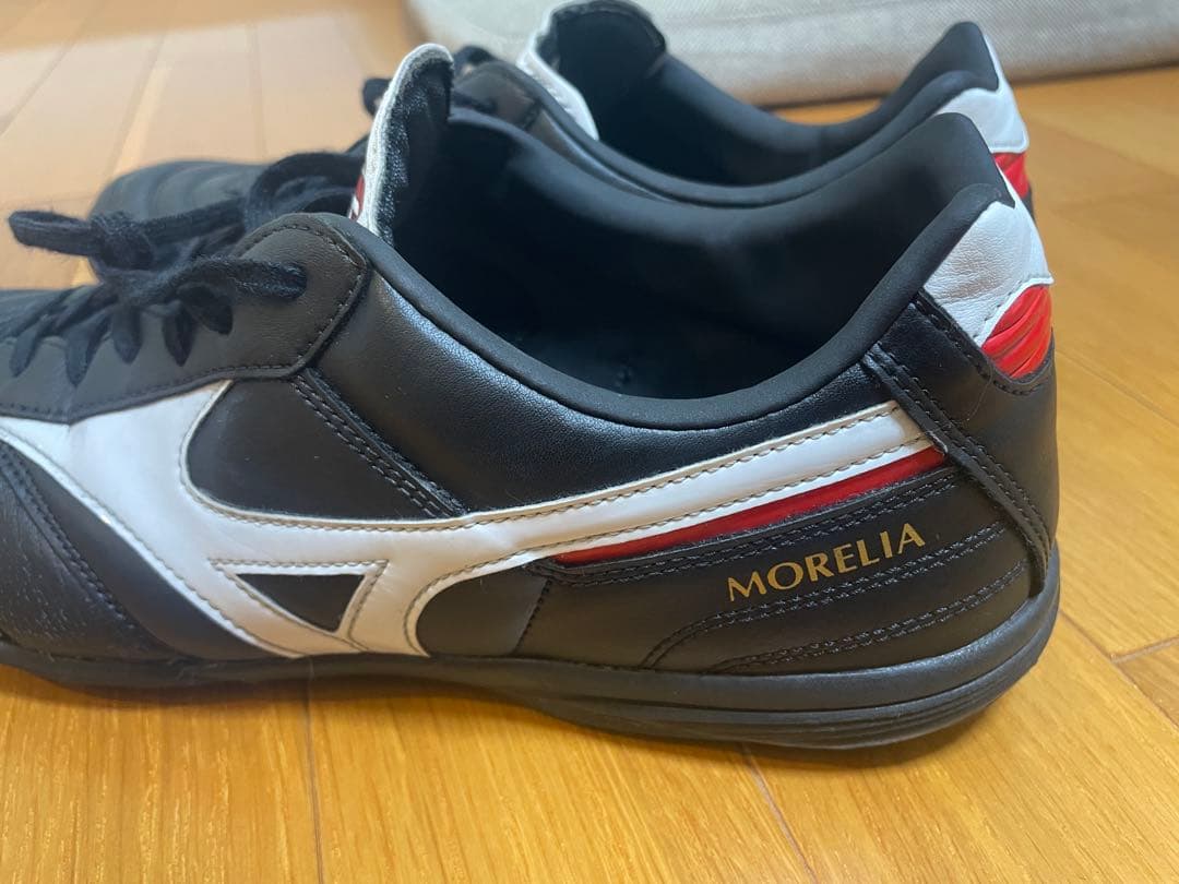 マ*☆様 1*6様 ミズノ モレリア MORELIA トレーニングシューズ 27