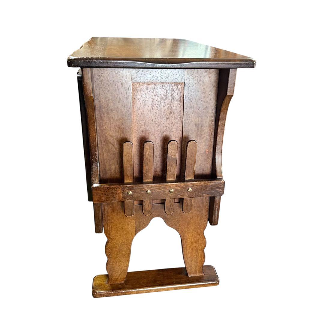 HR920 希少デザイン karimoku　鋲　サイドテーブル マガジンラック