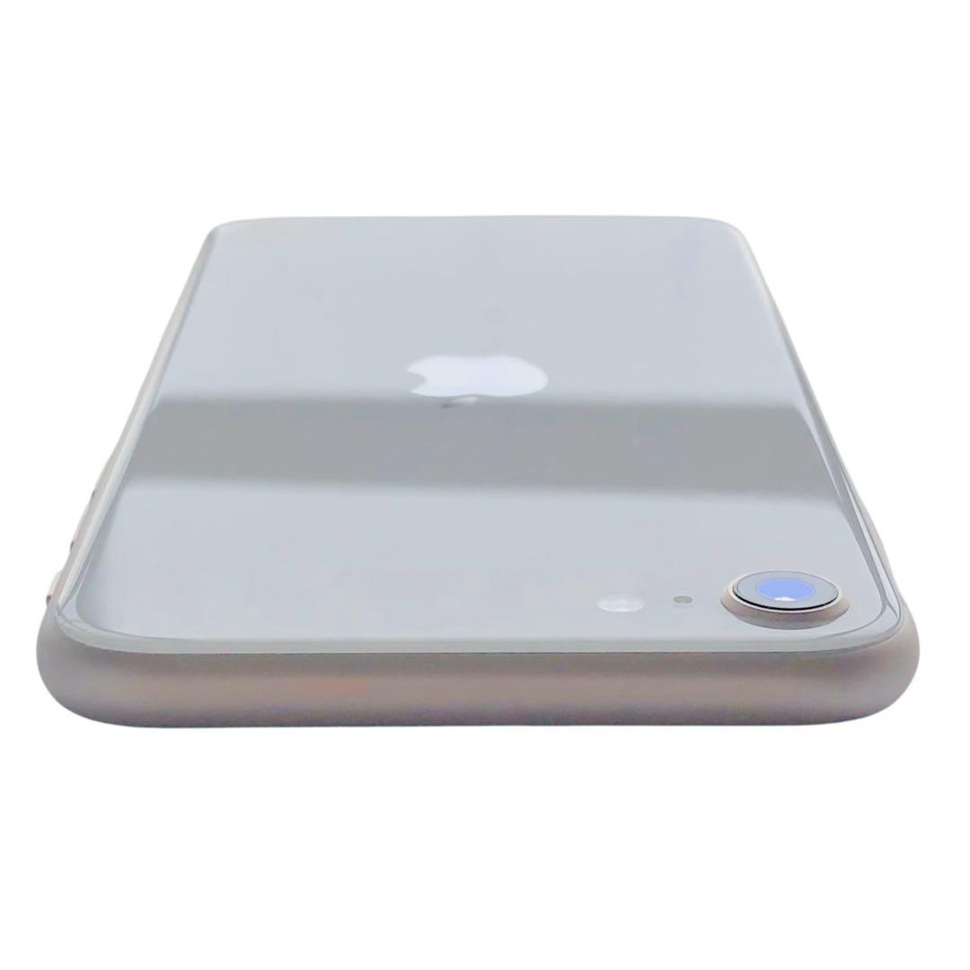 iPhone SE 第3世代　64GB