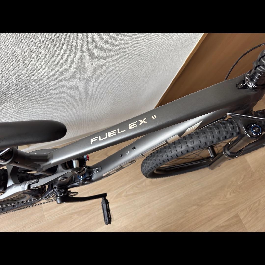 TREK FUEL EX5 Gen 5 2023 M マウンテンバイク ブラック