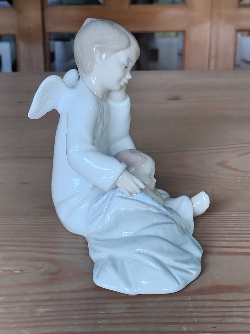 【希少】LLADRO リヤドロ　守ってあげるよ　男の子　フィギュリン　置物　天使