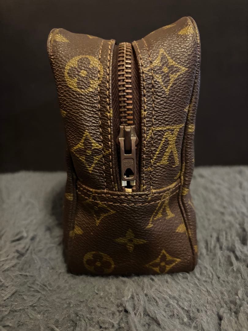 ルイヴィトン LOUIS VUITTON モノグラム トゥルーストワレット28