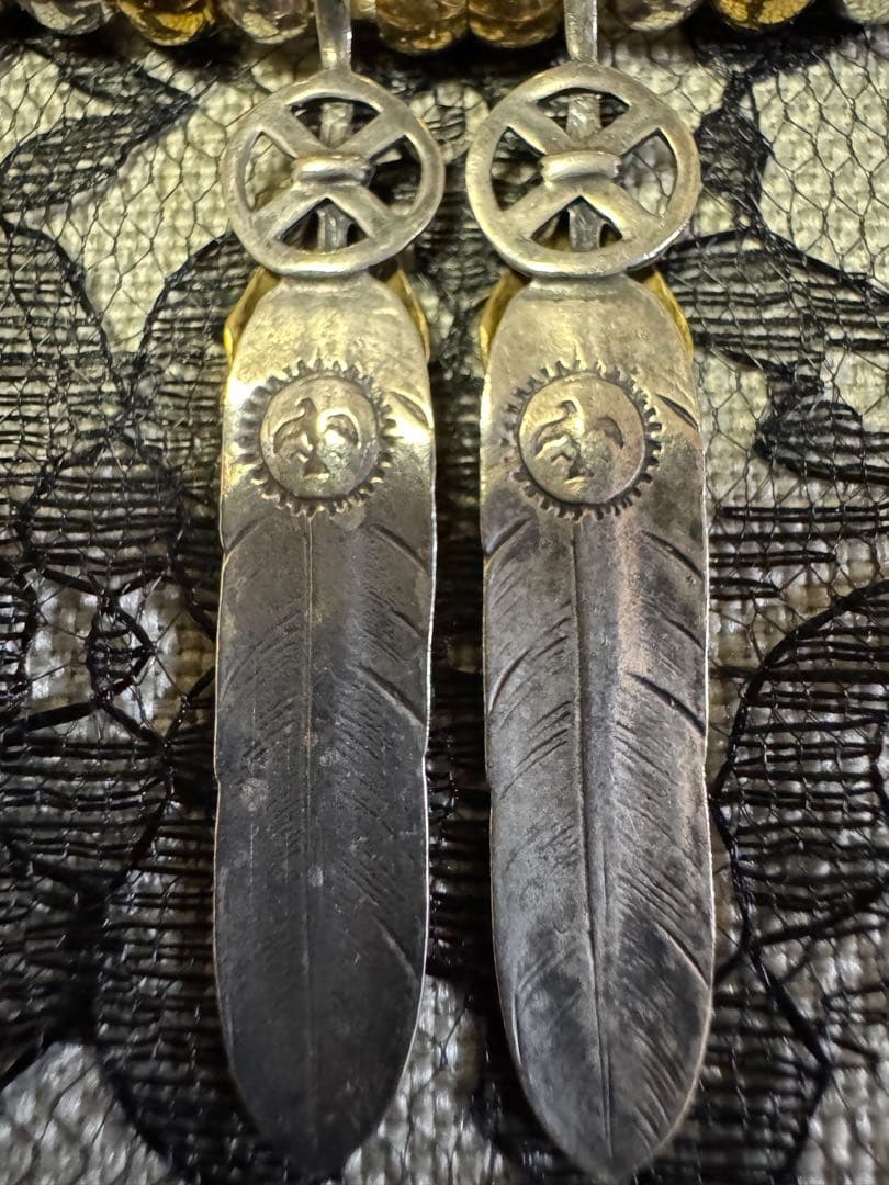 ゴローズ　ハートホイールフェザー 大　L２枚組& シルバーイーグルヘッドビーズ