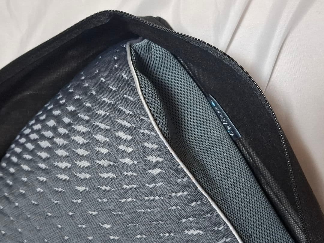 フランスベッド LTショルダーフィットピロー ハード　中古