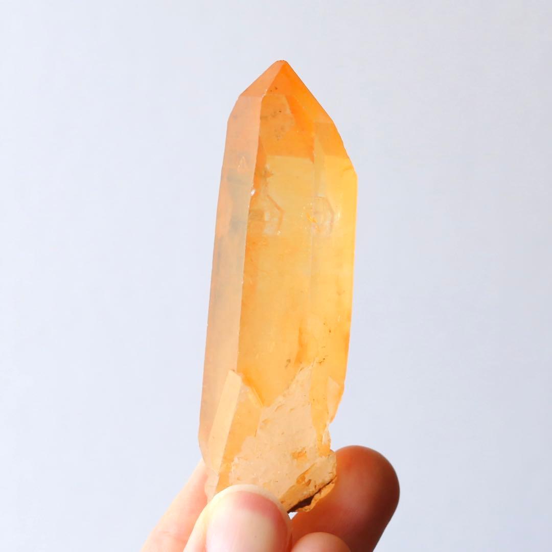 タンジェリンクォーツ 蜜柑水晶 天然石 水晶 鉱物 一点物 健康
