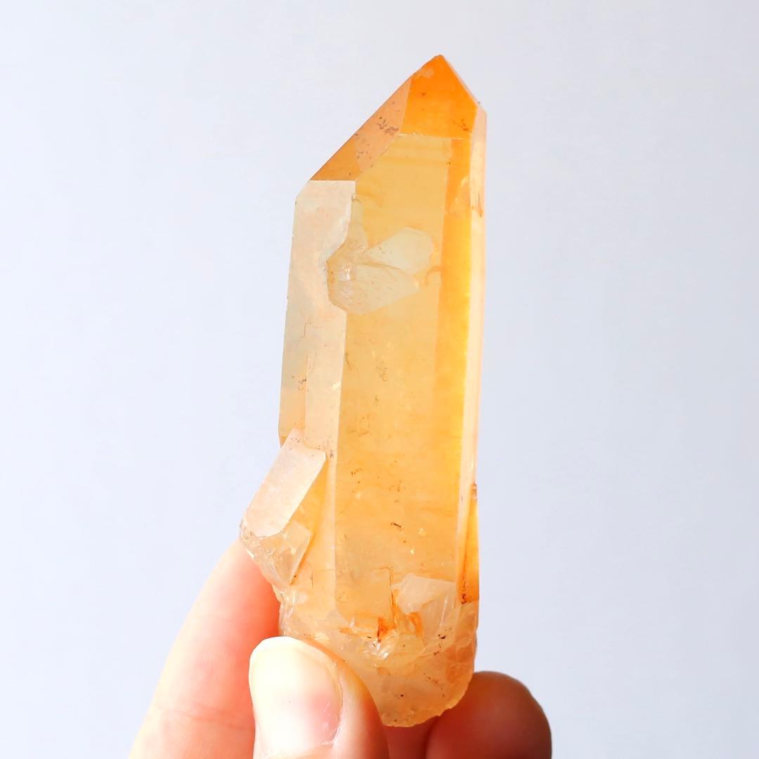 タンジェリンクォーツ 蜜柑水晶 天然石 水晶 鉱物 一点物 健康
