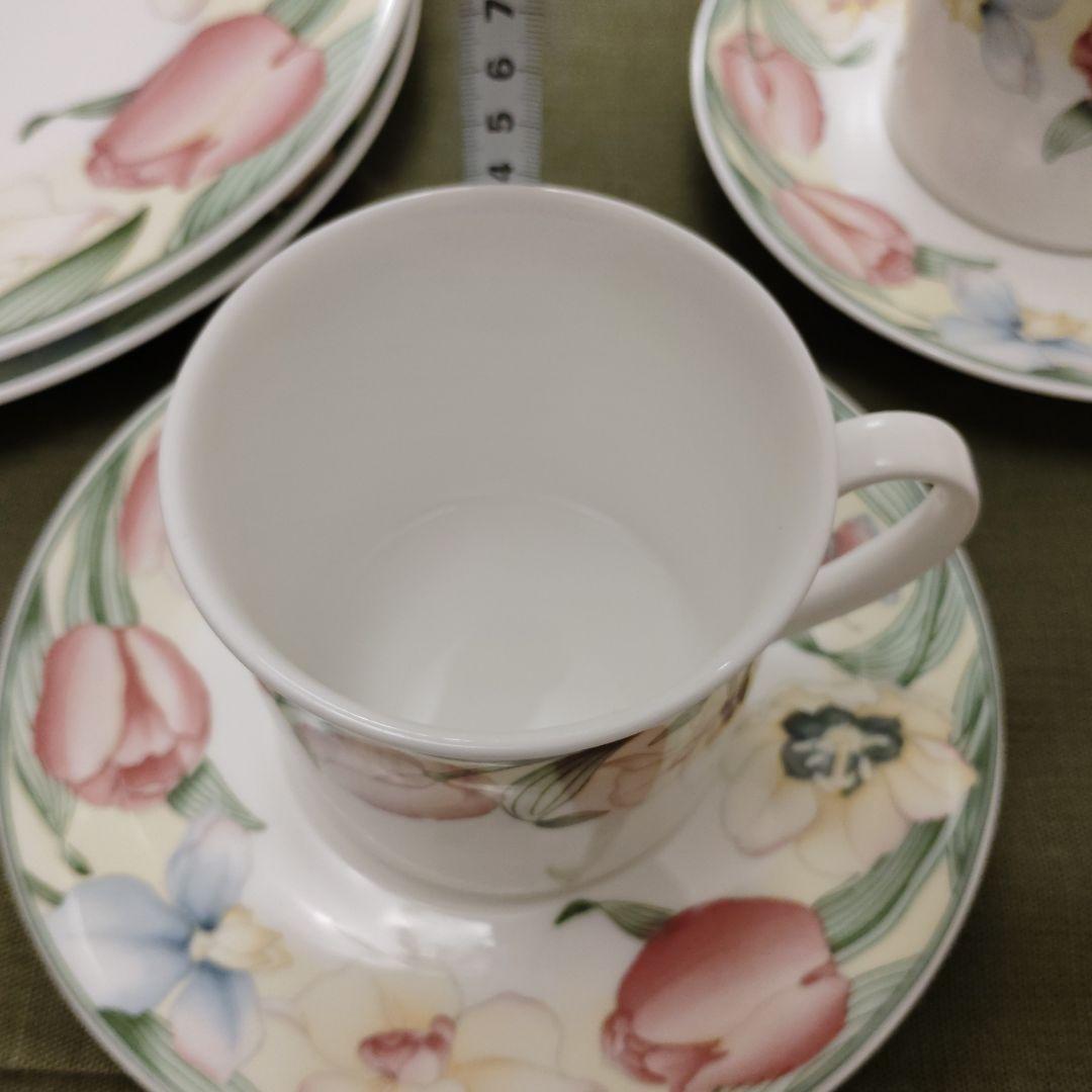 Villeroy & Bochビレロイ&ボッホカナリ　ティーポット、ミルク入れ他