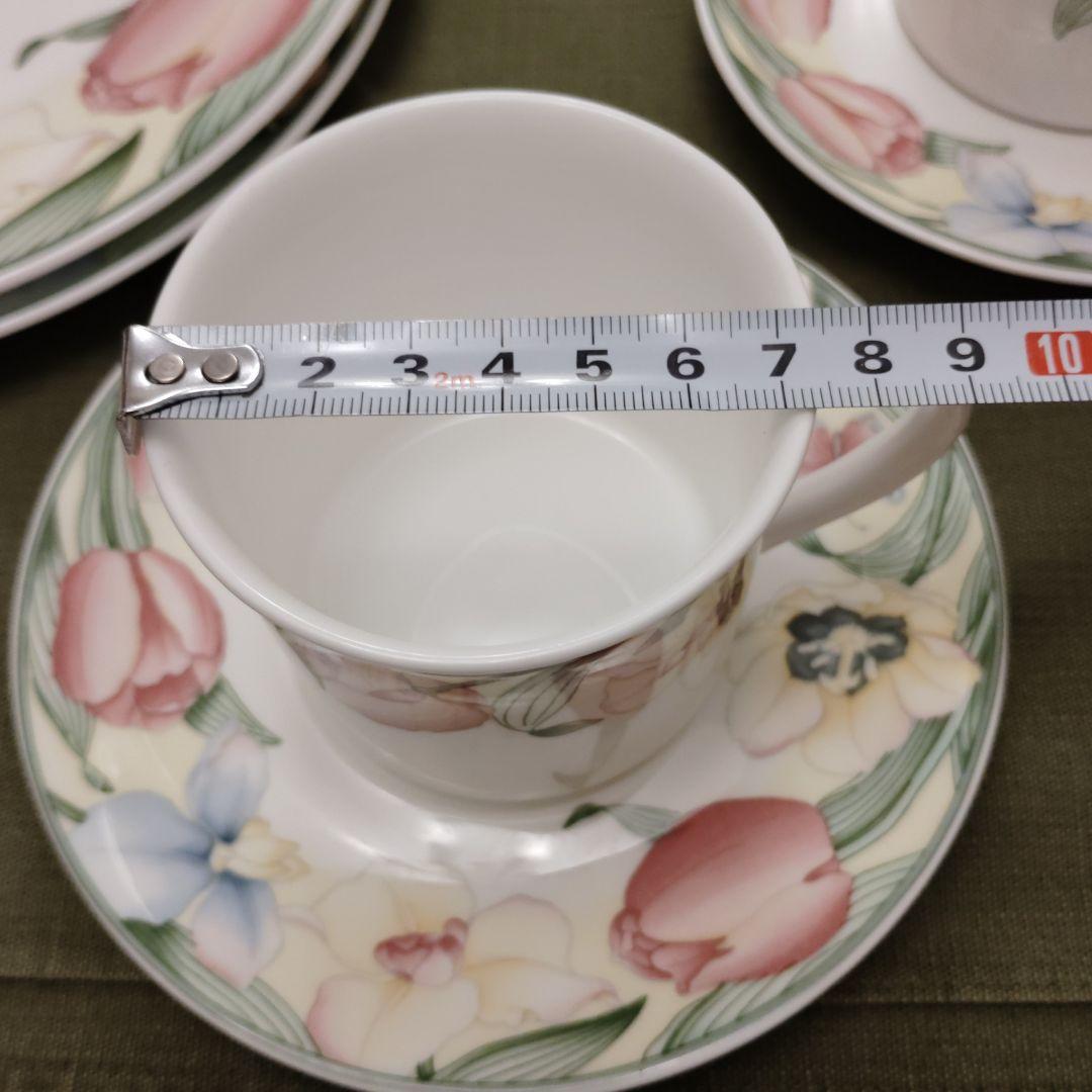 Villeroy & Bochビレロイ&ボッホカナリ　ティーポット、ミルク入れ他