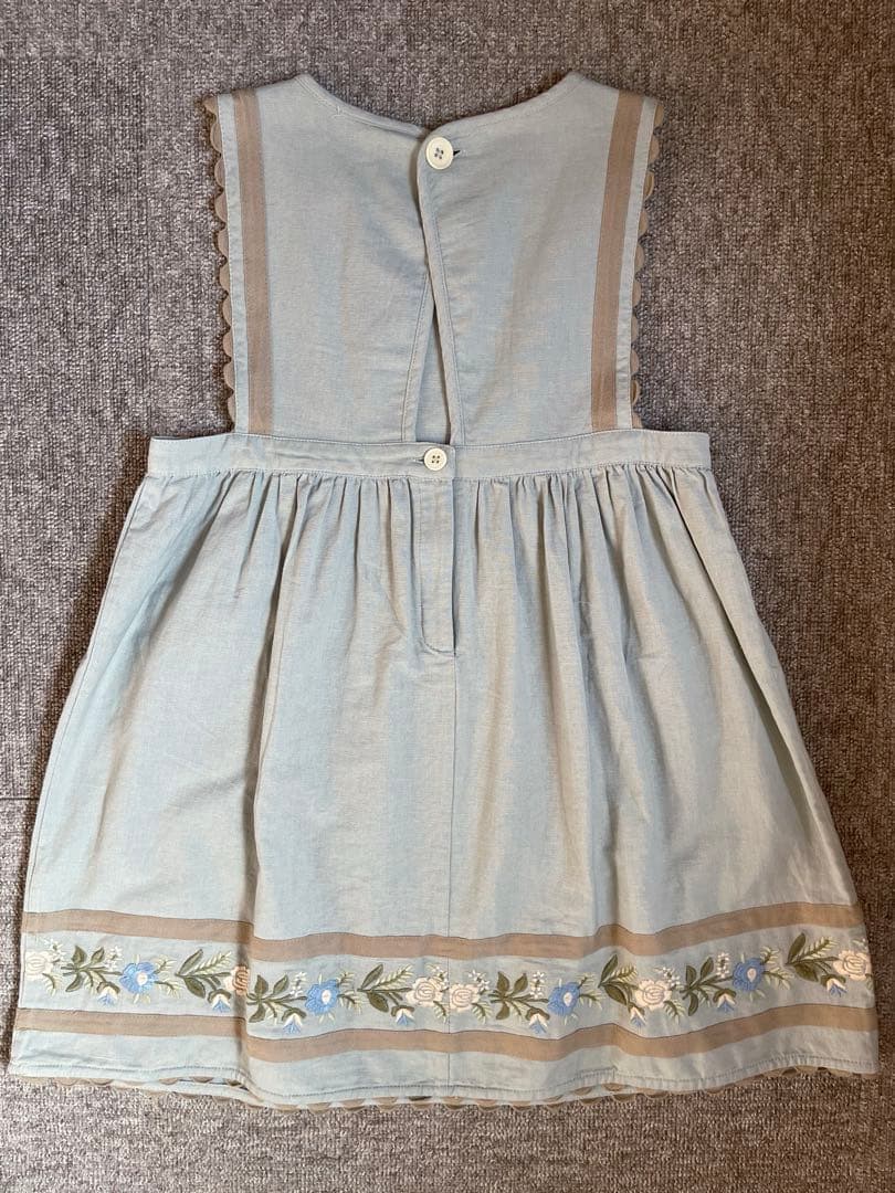 新品 Apolind Pinafore-Eau de nil 7-9y