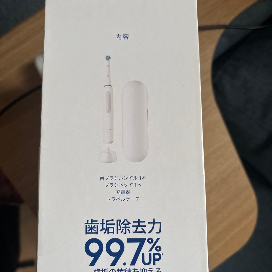 Oral-B iOシリーズ4 本体