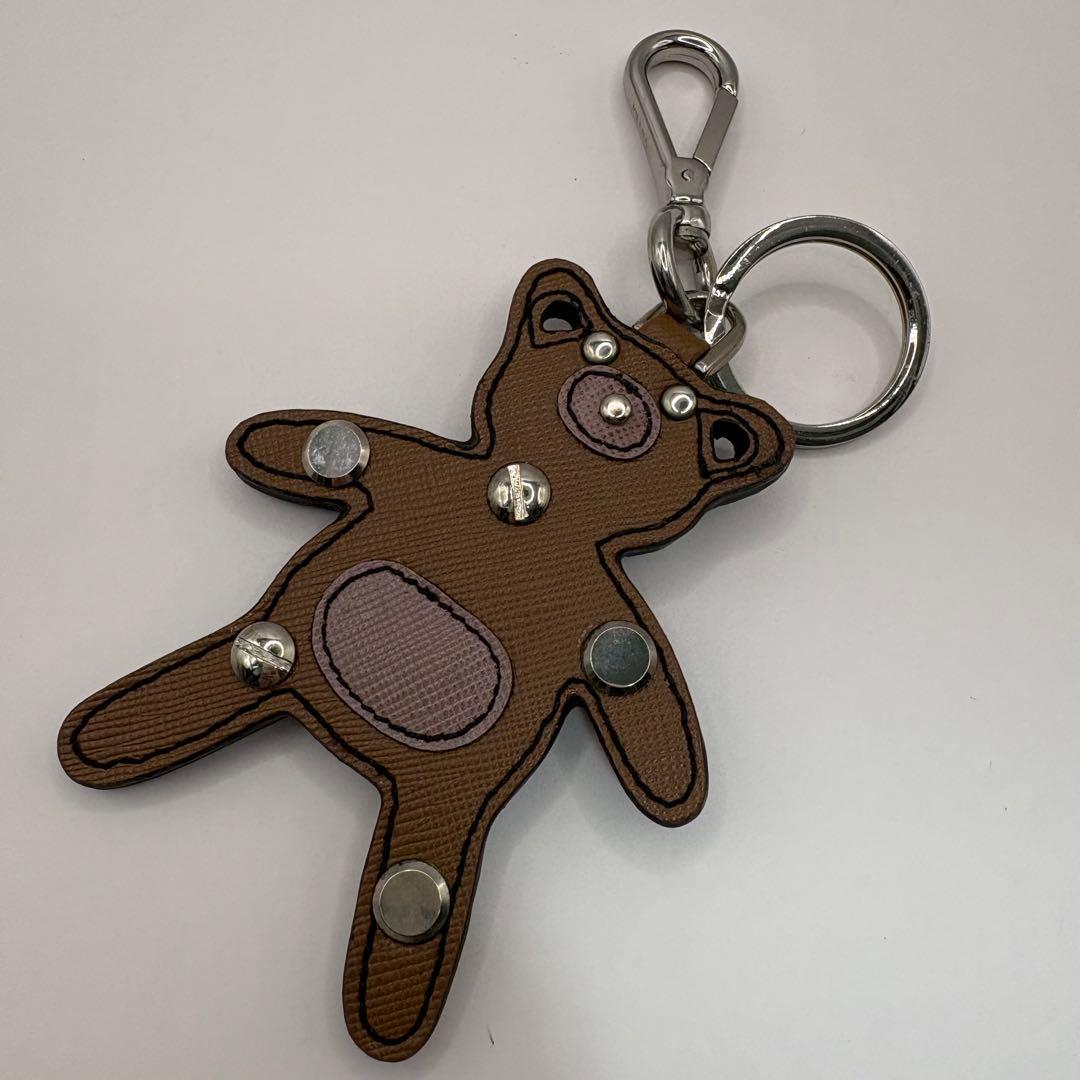 美品☆PRADA クマ型キーホルダー　箱付き