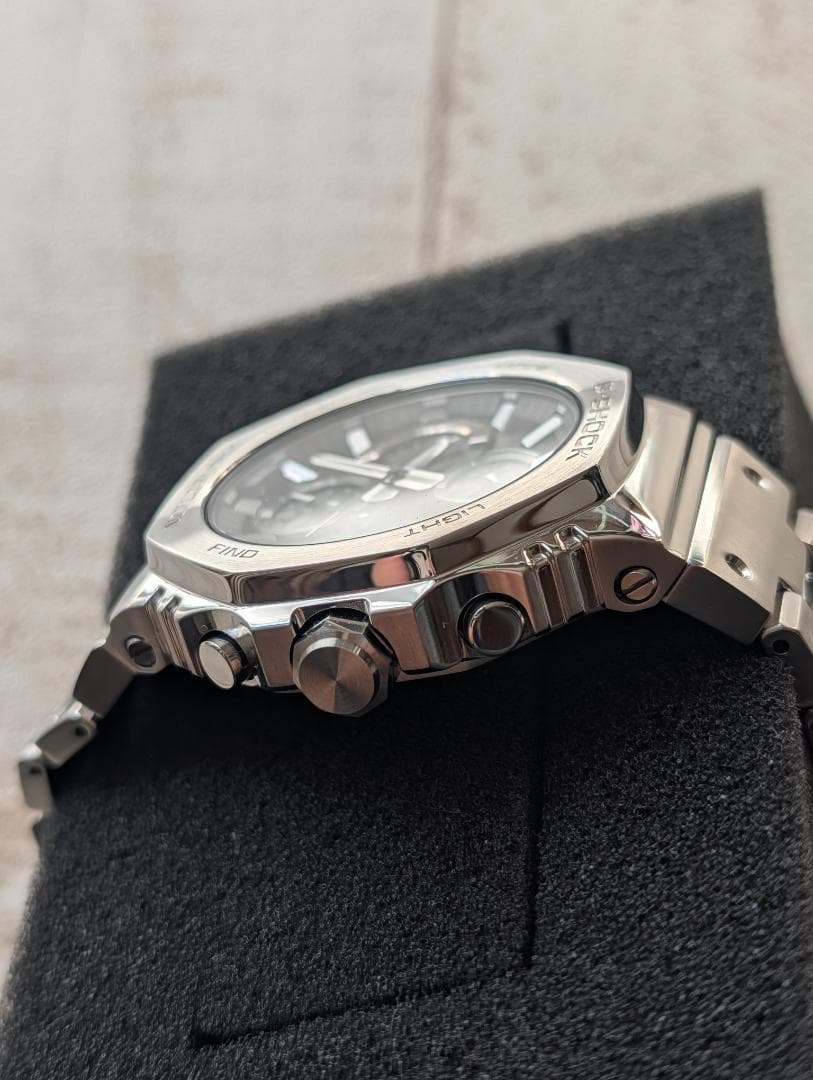 【美品】カシオ G-SHOCK　GMC-B2100D-1AJF