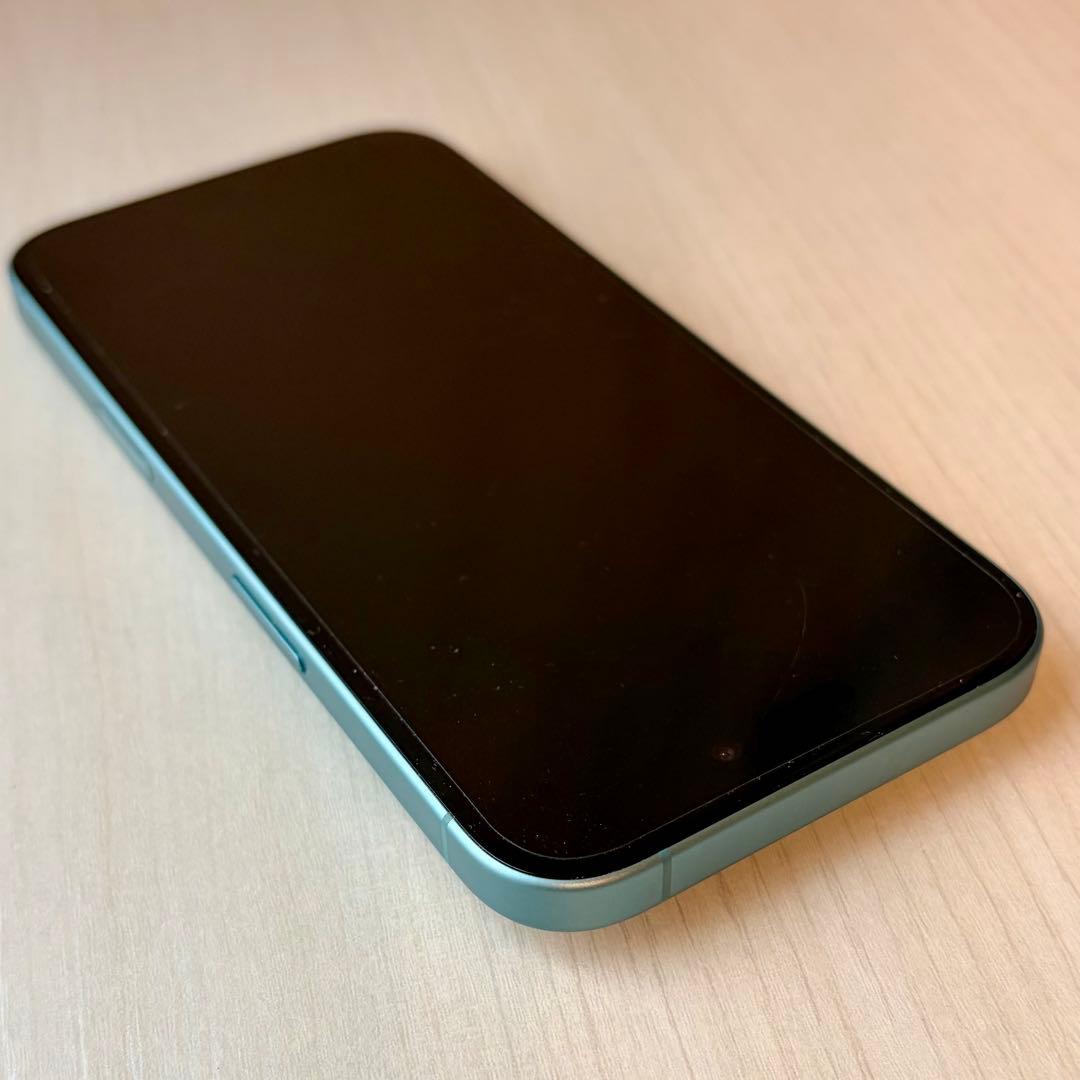 【美品】iPhone16 128GB SIMフリー フィルム付